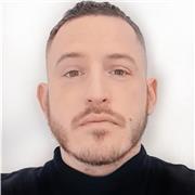 Ragazzo laureato, appena ritornato in Italia dopo 12 anni, offre lezioni private di conversazione e di grammatica inglese a studenti o adulti a Forlì o da remoto